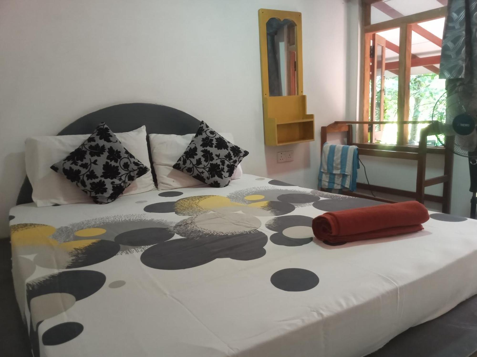 Angry Birds Homestay Habarana Ngoại thất bức ảnh